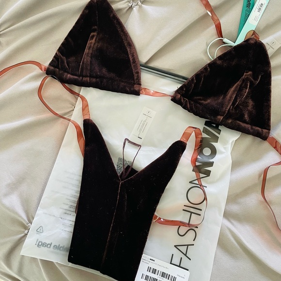 Velvet brown bikini, size large - Picture 9 of 10